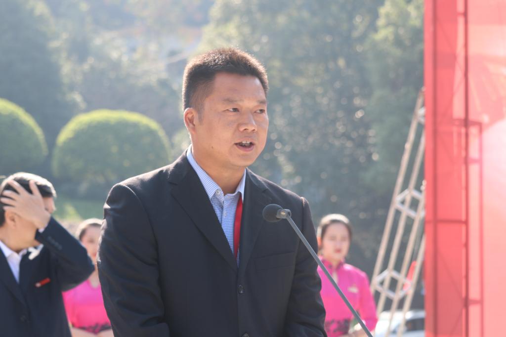 图为 邹高峰讲话