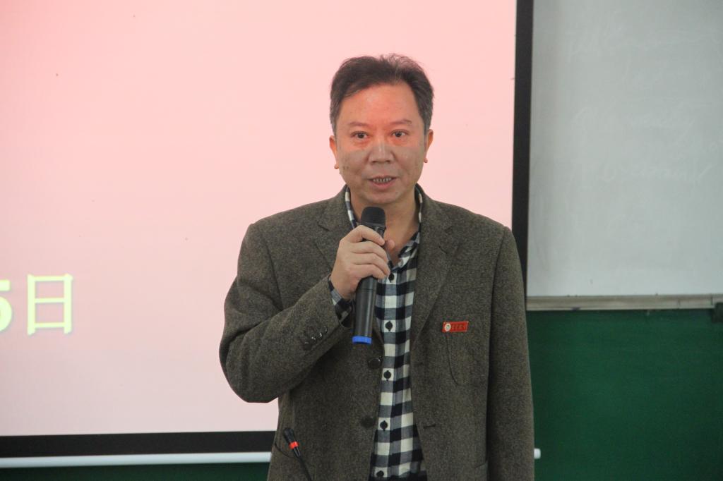 图为 陆升合讲话(段诗韬 摄)