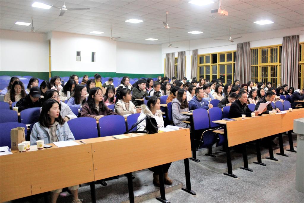 图为 开班典礼现场(张意 摄)