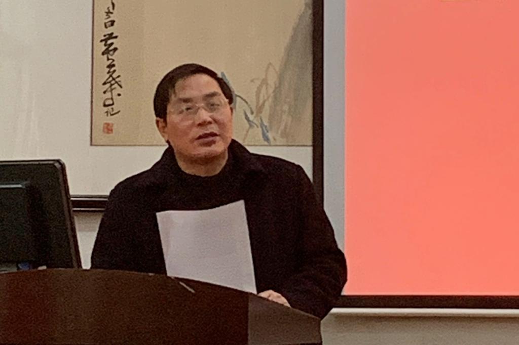 图为 罗恵缙发言