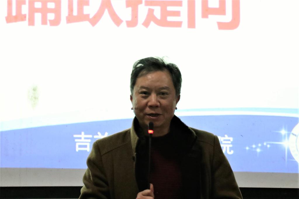 图为 陆升合作总结讲话(张意 摄)