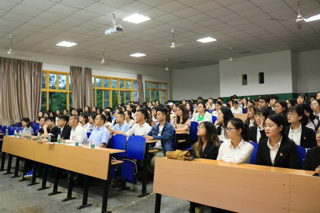图为 会议现场(郑之阳 摄)